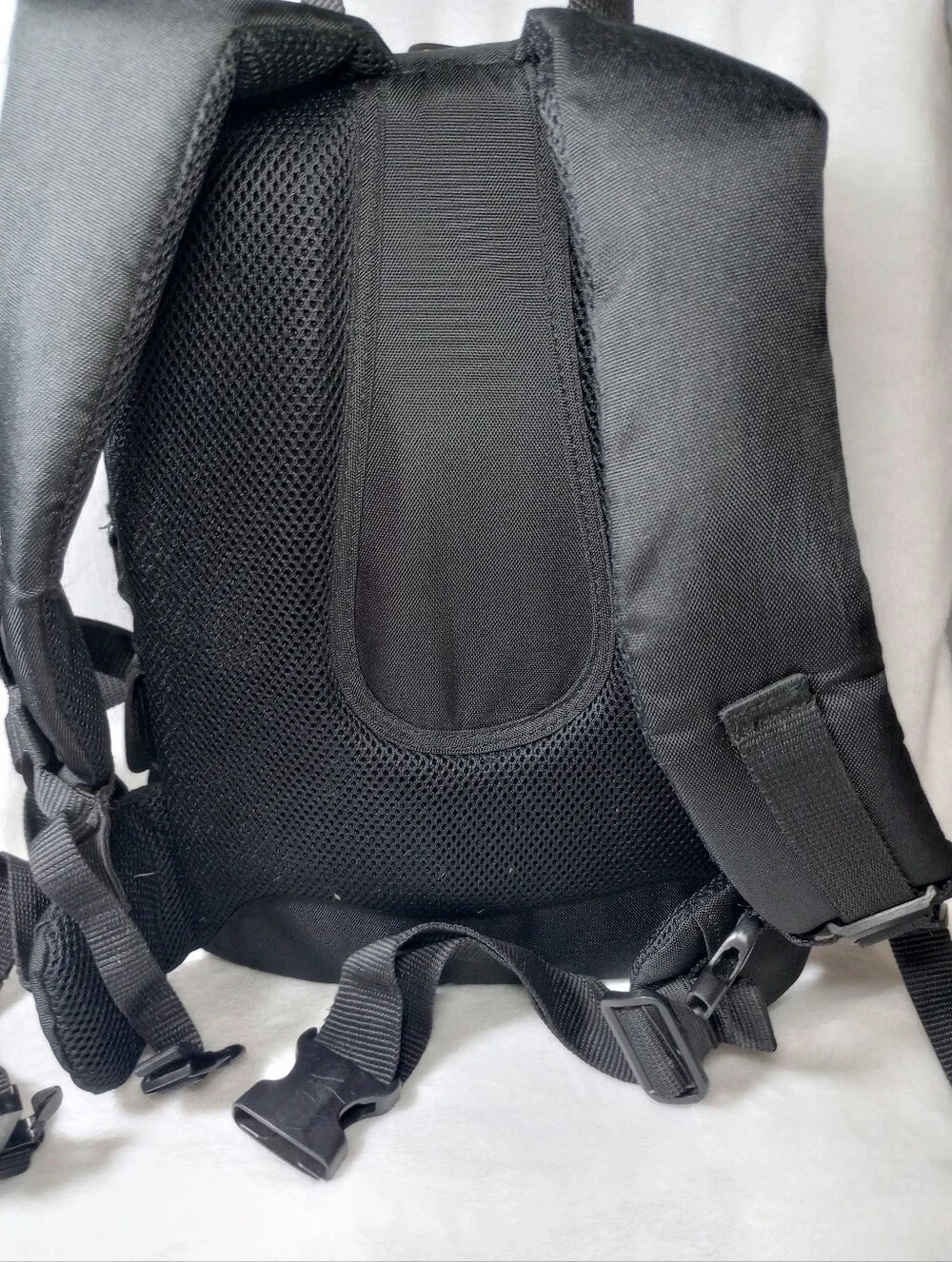AmazonBasics Backpack for SLR/DSLR Camera and Accessories Protective Travel Bag